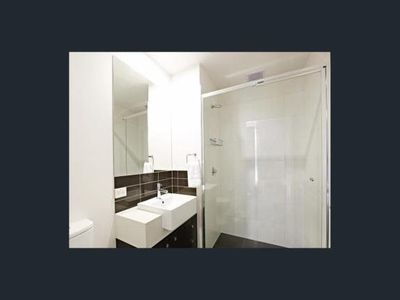 302 / 8 Gheringhap Street, Geelong