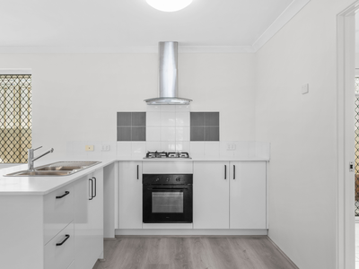 7 Muscari Close, Seville Grove