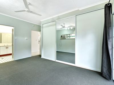 2 / 9 Varese Street, Woree
