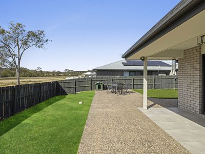 6 Jodie Louise Avenue, Cotswold Hills