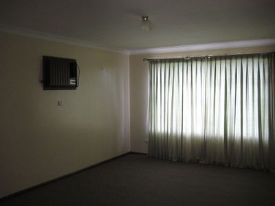 73 Thompson Street, Dubbo
