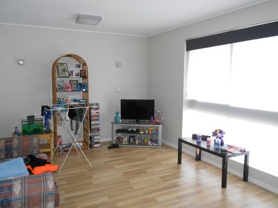4 / 8 High Street, Horsham