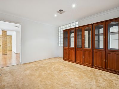 56 Camarino Drive, Woodvale