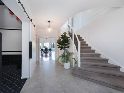 11 Cobblestone Drive, Attwood
