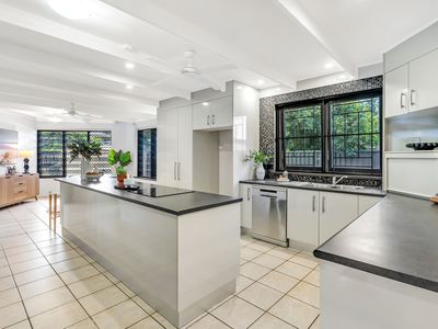 7 Wilcox Close, Manoora