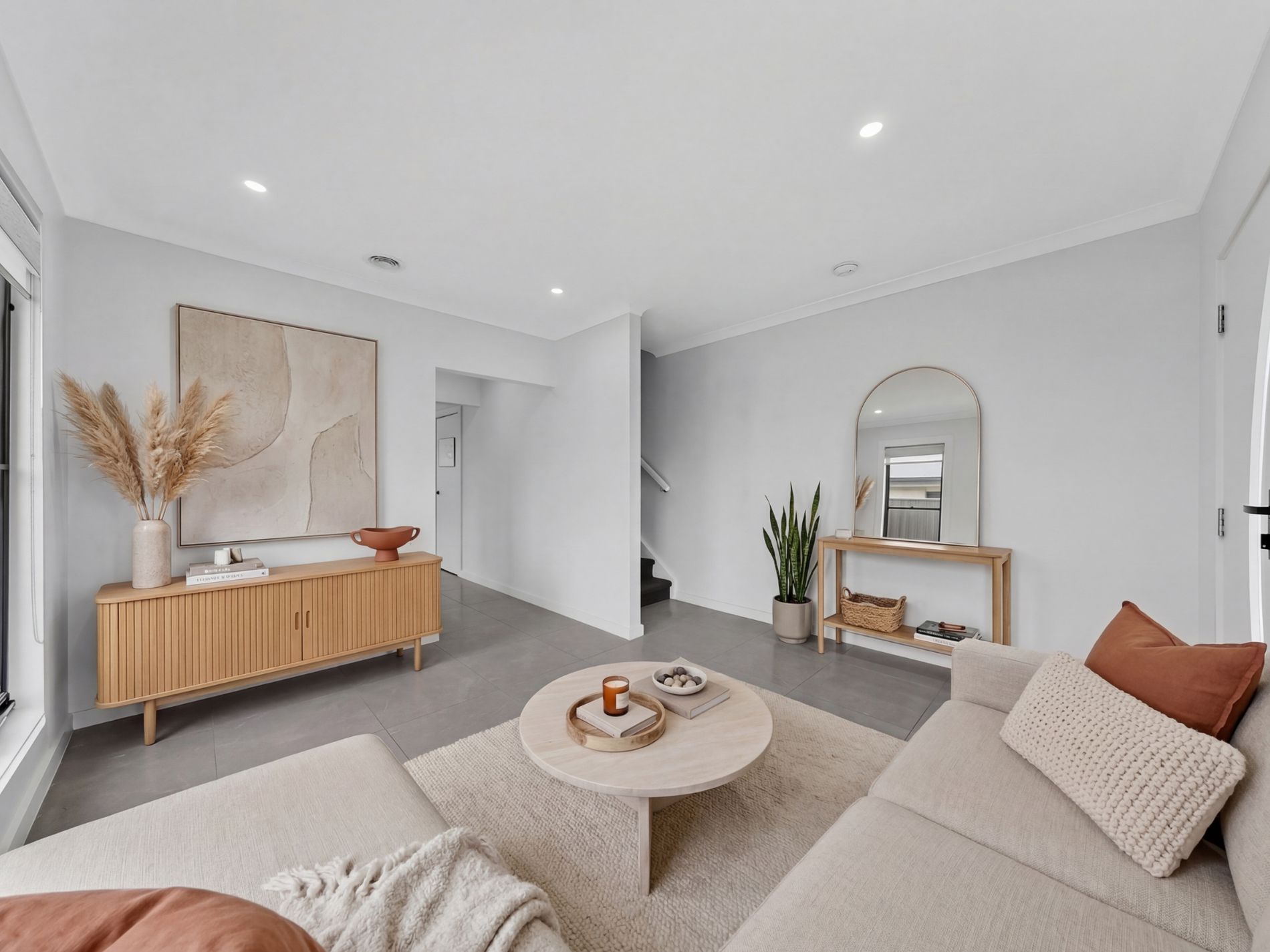 92 Flanagan Avenue, Officer