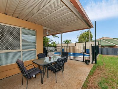 12 Crosby Crescent, Raceview