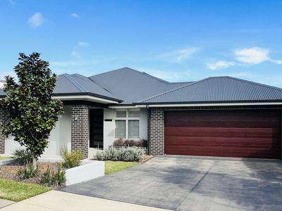 8 Hazel Bark Road, Glenmore Park