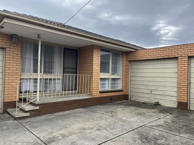 2 / 30-32 Atami Crescent, Corio