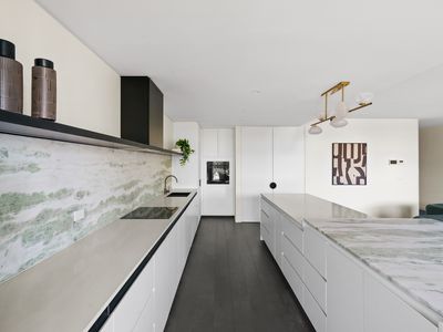 102 / 66 Pickett Street, Footscray