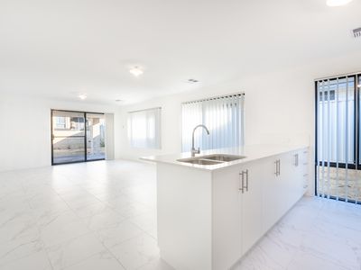 11 Tranquil Lp, Baldivis