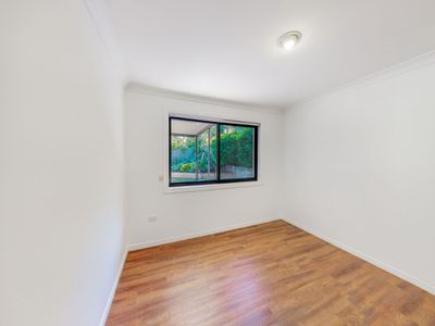 8 Strover Court, Springwood