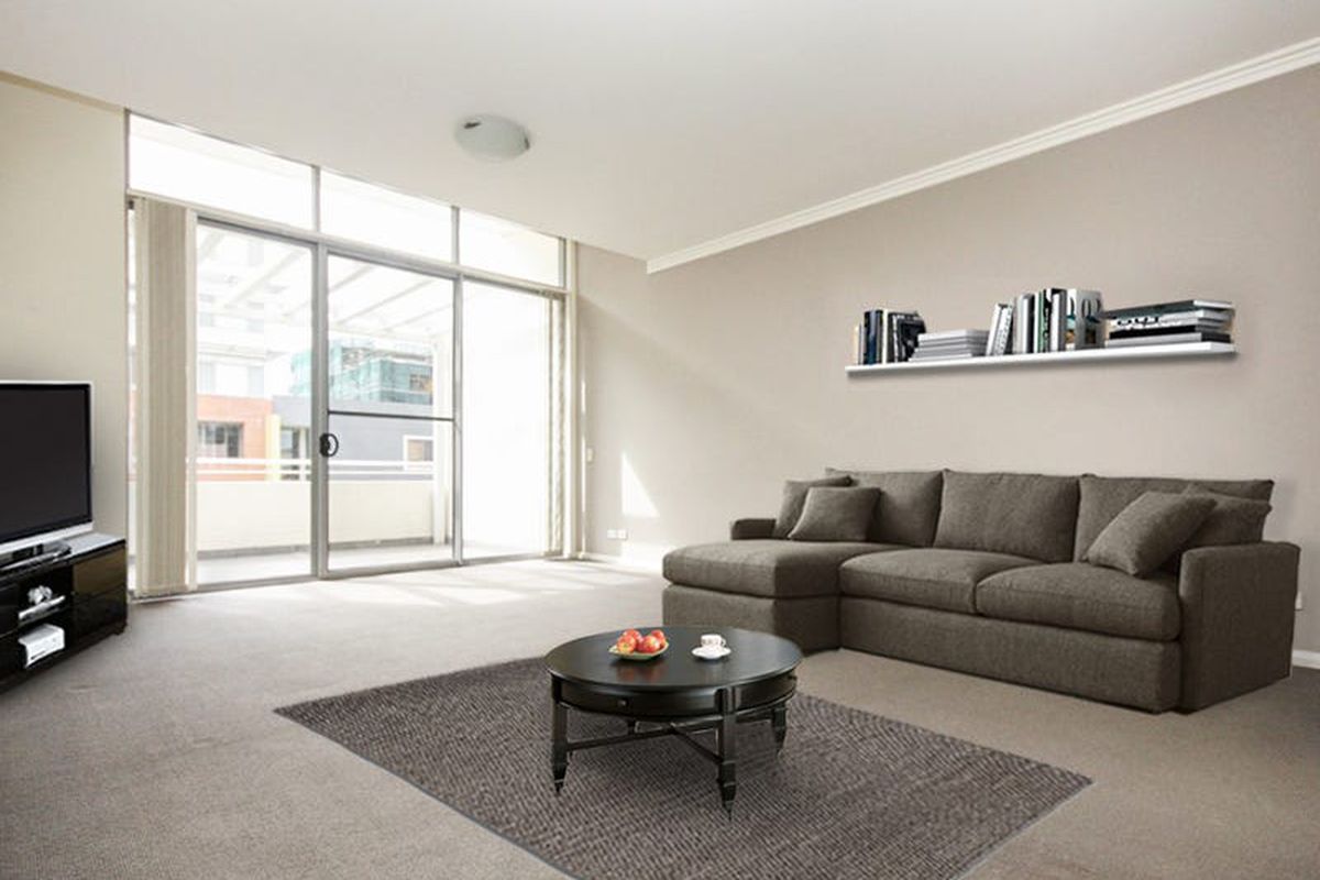 309 / 3  Stromboli Strait , Wentworth Point