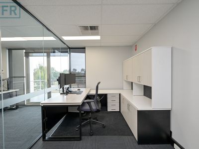 4 / 35 Tamara Drive, Cockburn Central