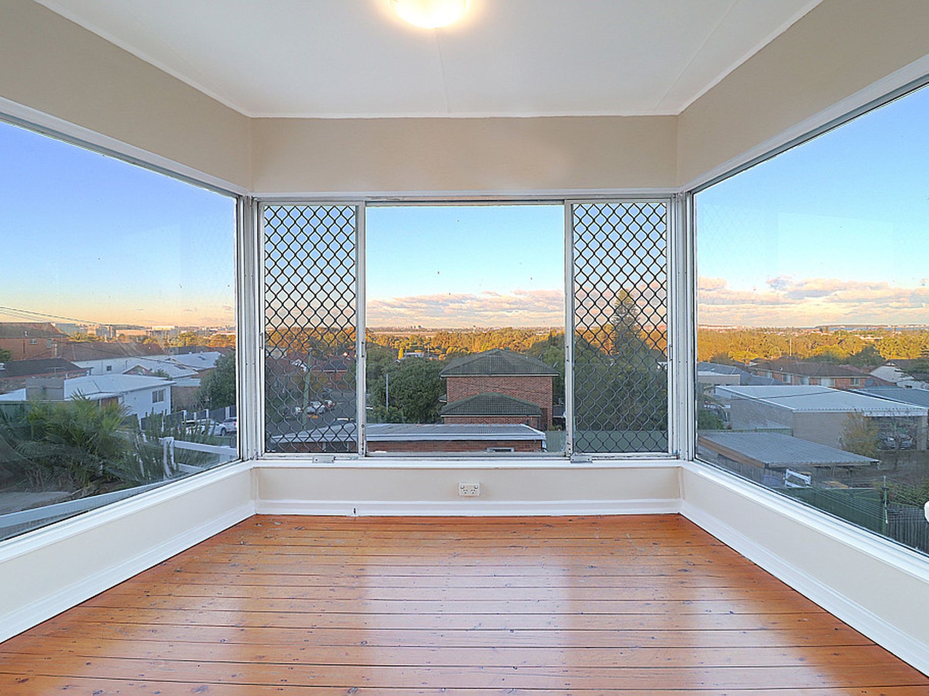 32 Segenhoe Street, Arncliffe