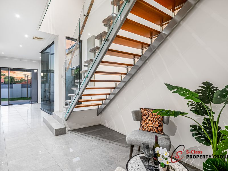 77 Hope Avenue, Salter Point