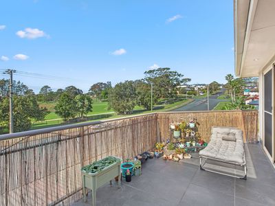 7 / 19 Fairway Crescent , Forster