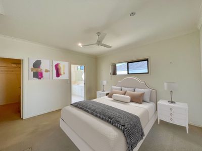 64 Cromdale Circuit, Kawungan