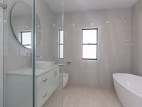 24 Tamarind Crescent, Park Ridge