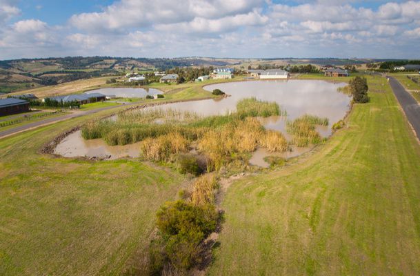 11 The Ridge, Oaklands Junction
