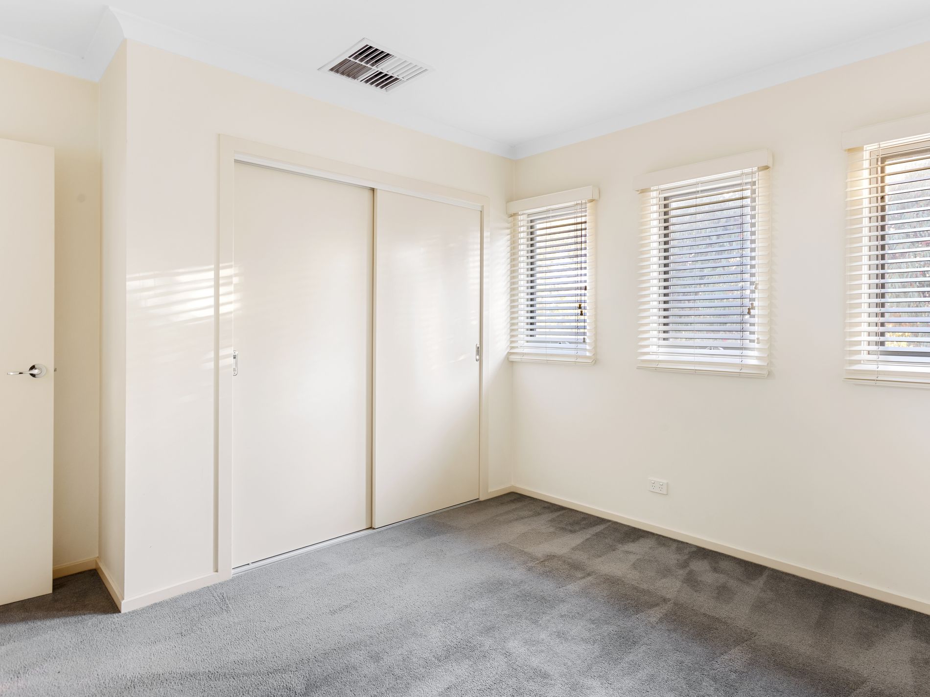 2 / 26 Charlotte Street, Newport
