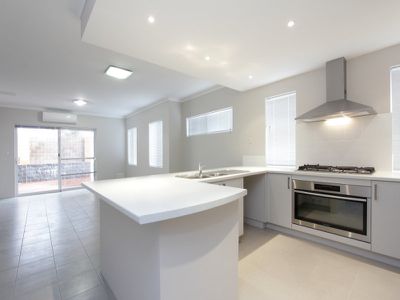 4 / 58 Central Avenue, Redcliffe
