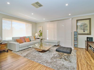 11 Curlewis Drive , Baldivis