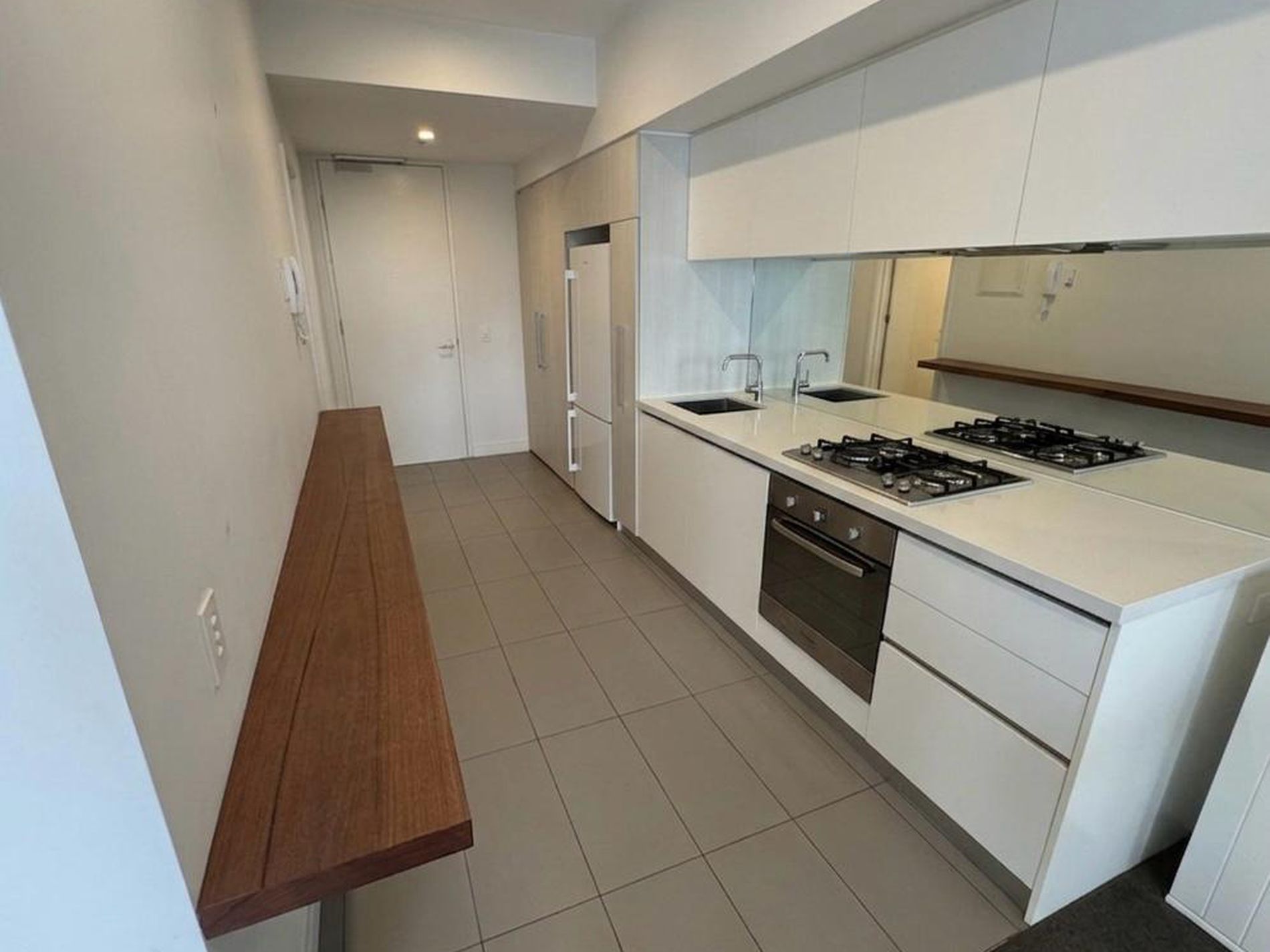 1313 / 35 Malcolm Street, South Yarra