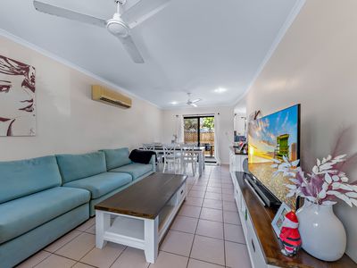 8 / 16 Beach Road, Cannonvale