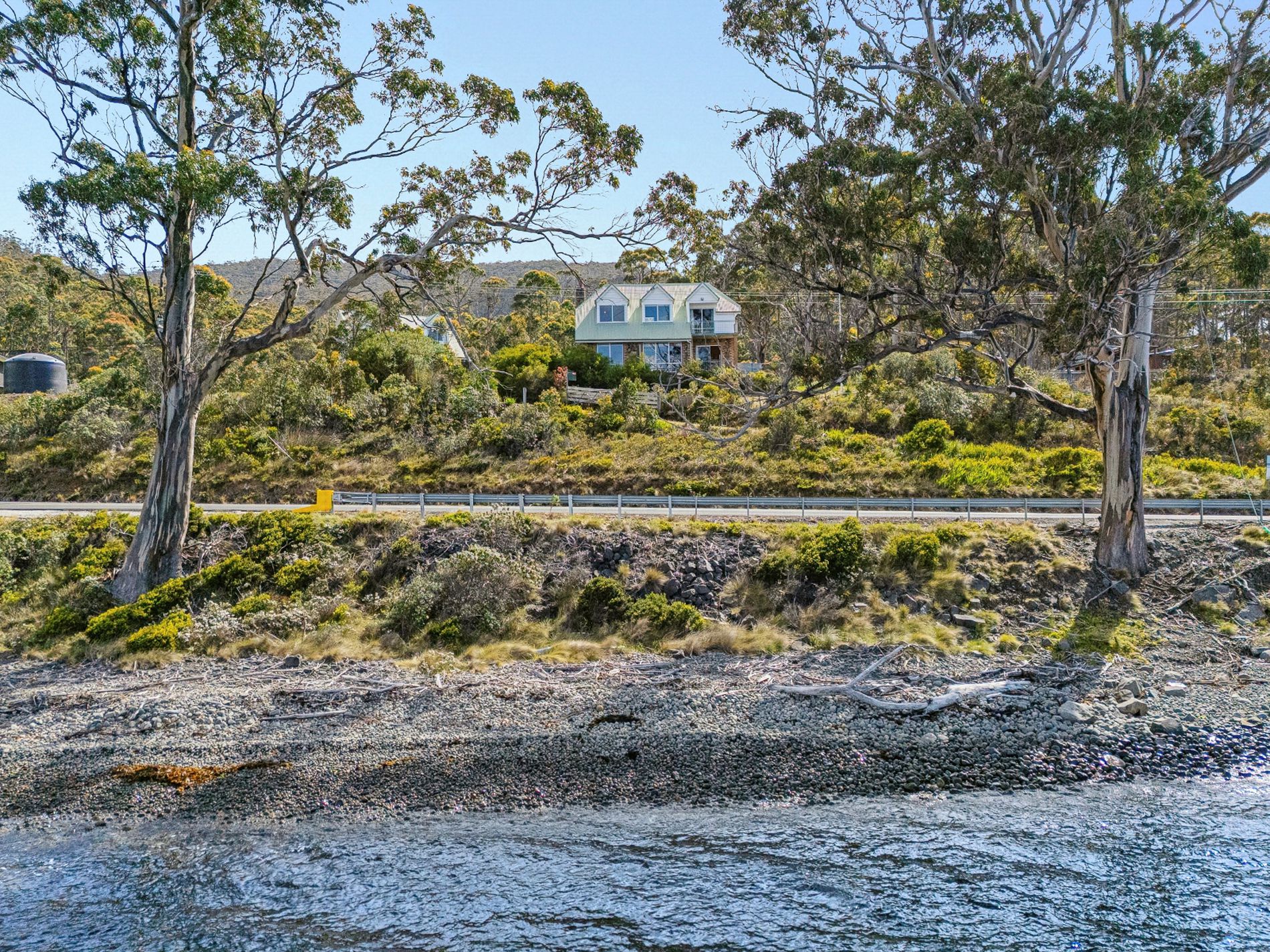 5190 Channel Highway, Gordon