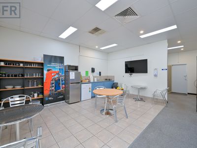 9 / 110-114 Bannister Road, Canning Vale