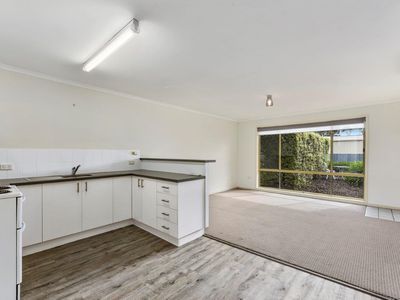 3 / 7 BONSHOR STREET, Millicent