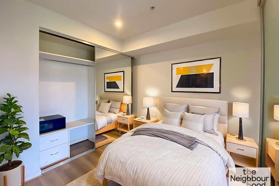 1322 / 572 St Kilda Road, Melbourne