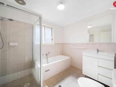 1/2 Nugent Place, Prairiewood