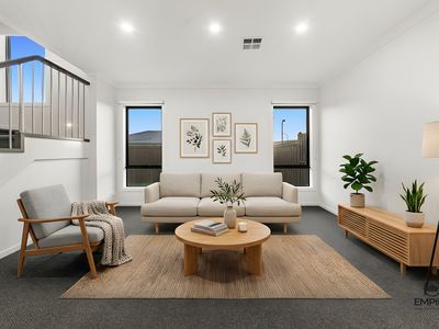 7 Crescendo Boulevard, Clyde