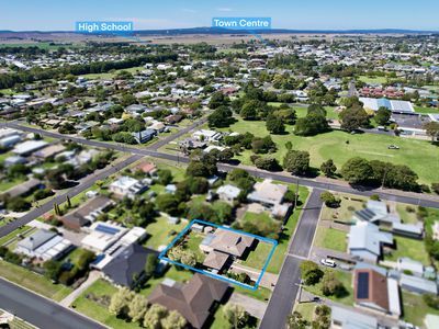 16 Third Street, Millicent