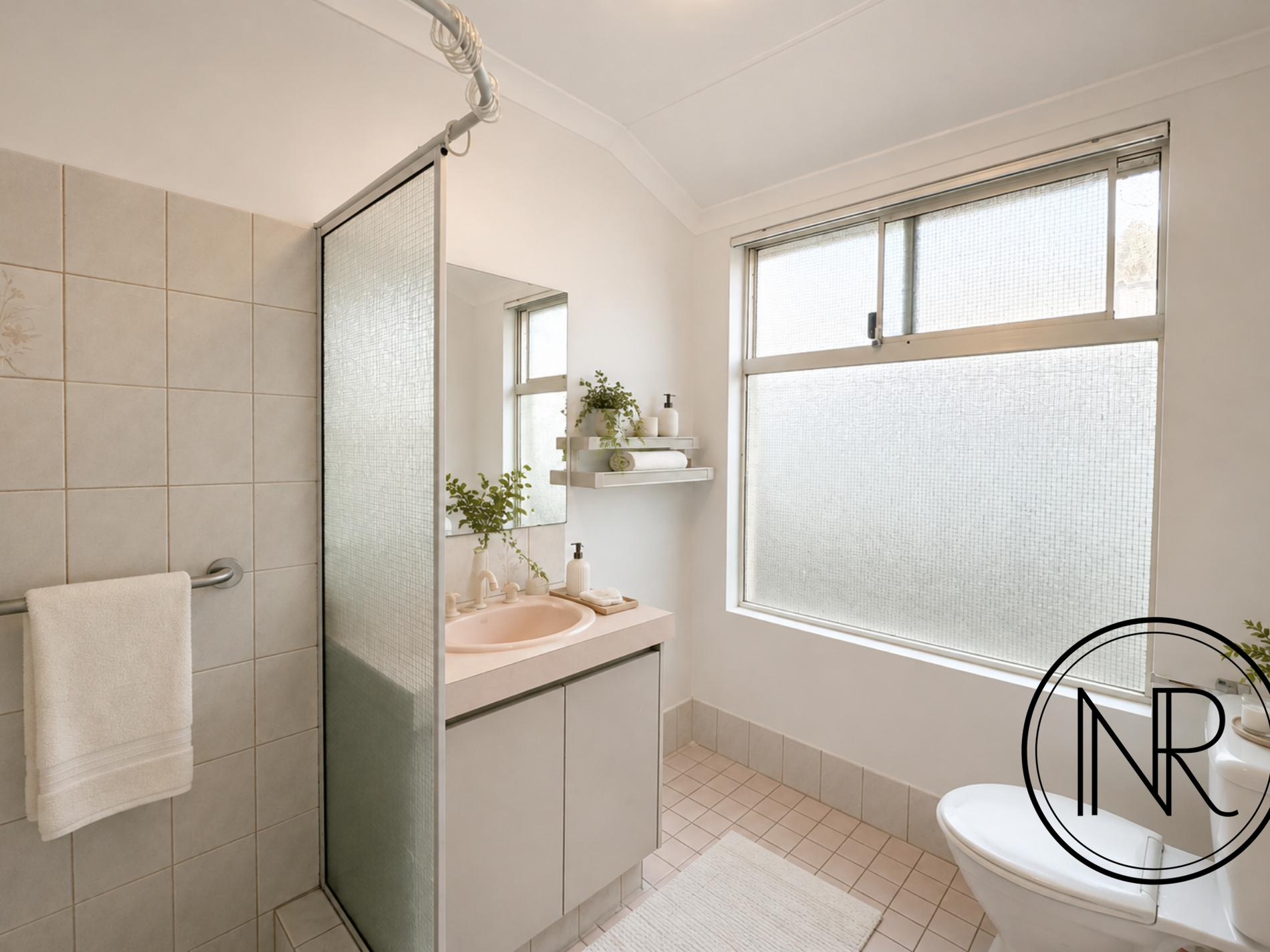 7 Royce Road, Greenfields