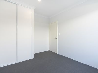 16 Tarot Grove, Baldivis