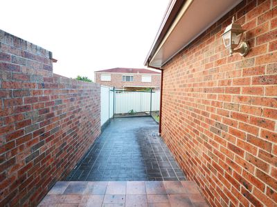 1 / 16 Honey Eater Drive, Blackbutt