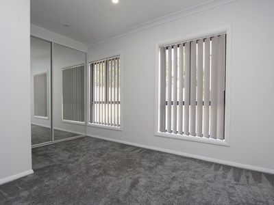 Rear / 14 Merlen Crescent, Yagoona