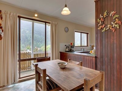 867 Woodbridge Hill Road, Gardners Bay