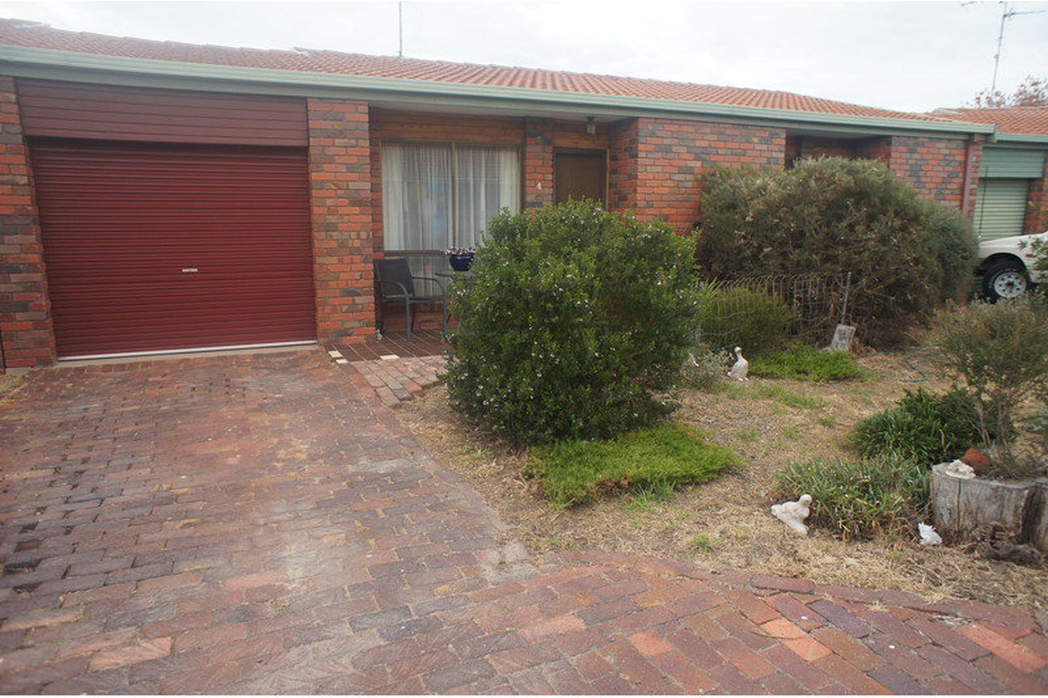 4 / 3 Tydeman Street, Horsham