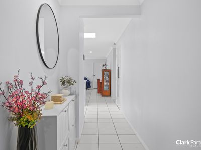 27 Peppertree Street, Warner