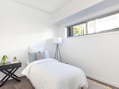 2 / 109 Eggleston Crescent, Chifley
