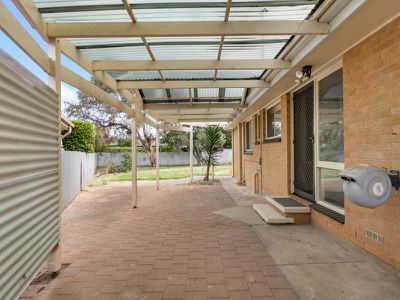 18 Lyndhurst Road, Seaford