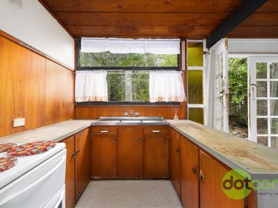 108 Bay Road, Bolton Point