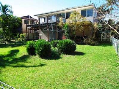 30 Jacaranda Ave, Tweed Heads West