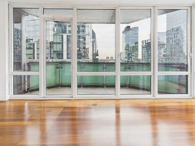 apt 20b / 10 West End Avenue, International