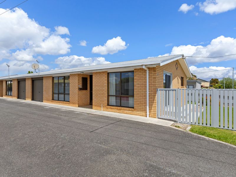 1 / 16 West Jenner Street, Wynyard