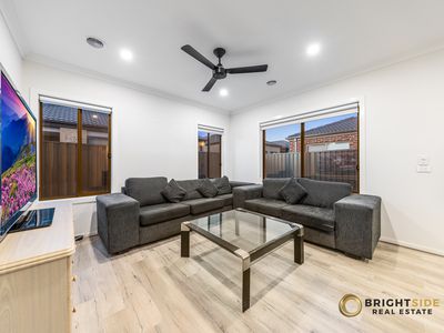 37 Dalhalla Circuit, Clyde North